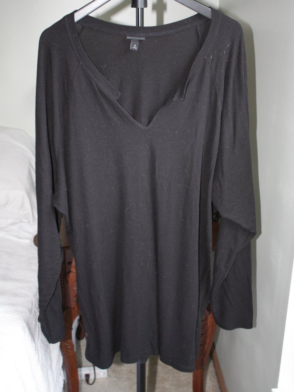Torrid Black Ribbed Long Sleeve Split V Neck Tunic Top Sweater Size 4 / 4X